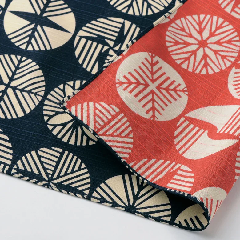 Furoshiki double face Isa Monyo - Matsu (rouge et marine, 48cm)