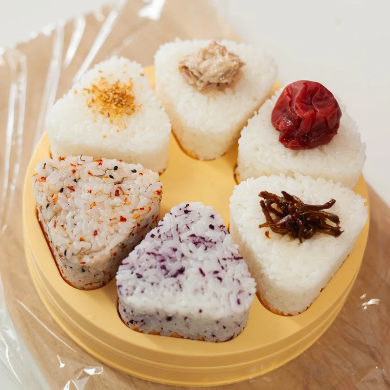 Moule à Onigiri Tobidase