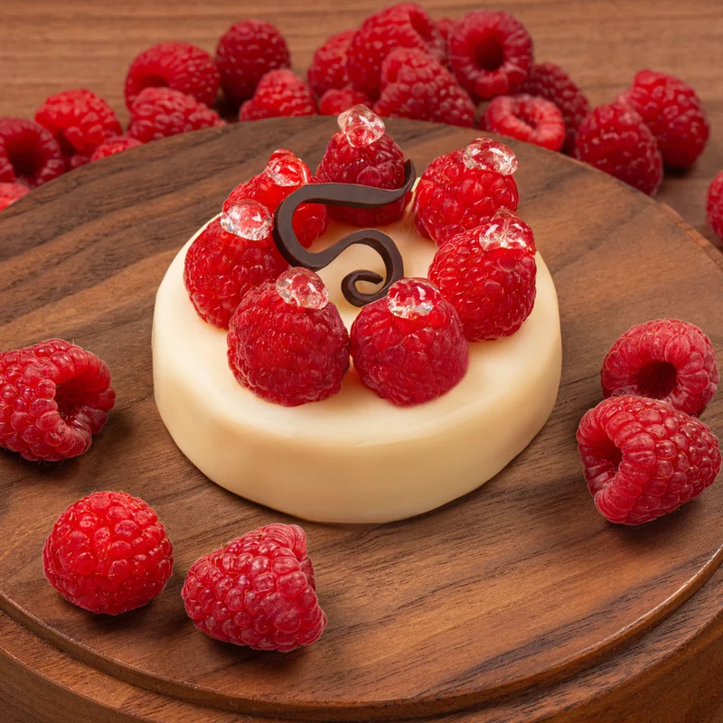 Sinjita – Gâteau à la vanille et framboise sans sucre ajouté