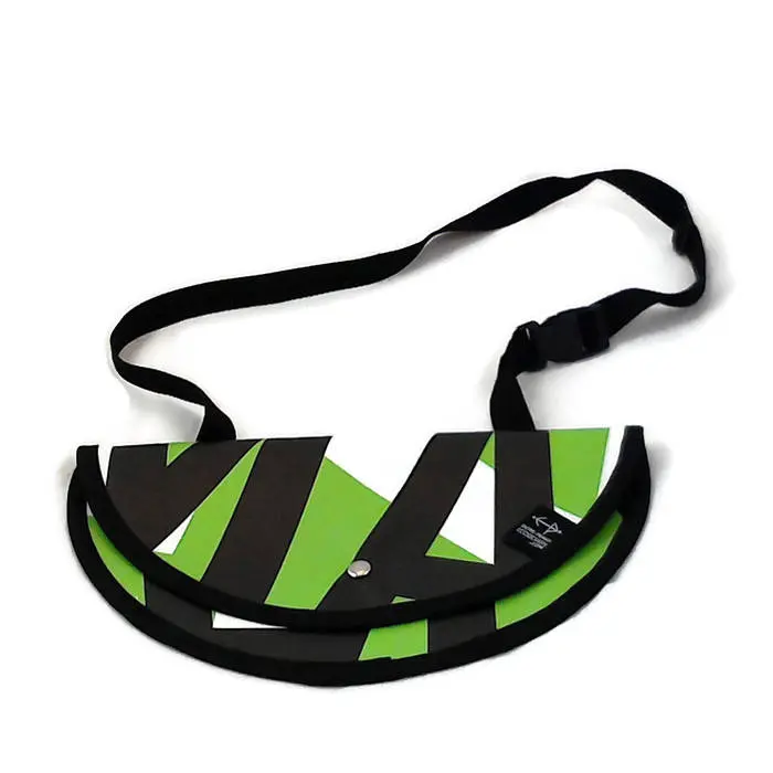Sac à bandoulière demi rond vert, lime, blanc et noir