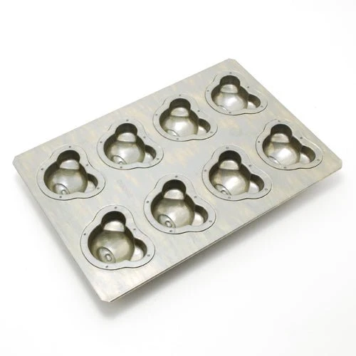 cuoca x CHIYODA Bear 8 Cavity Baking Mold
