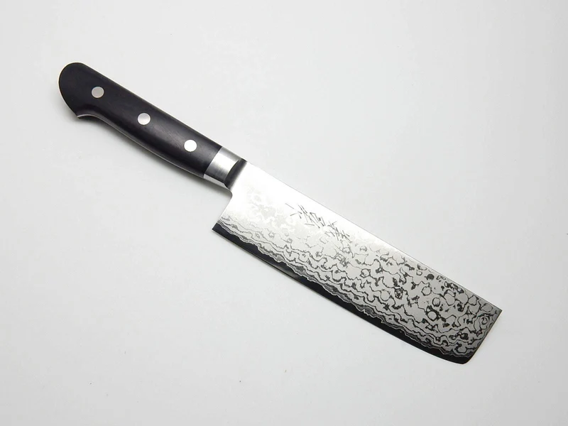 Yamawaki Hamono Yoshihiro 17-Layer Damascus Usuba Knife 160mm Silver