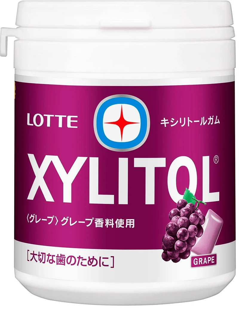 LOTTE XYLITOL GUM (GRAPE) Family Bottle 143g